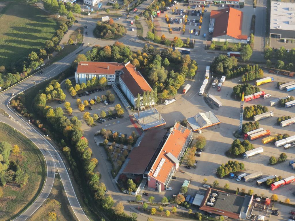 Hotel Woerth Worth an der Isar Екстер'єр фото